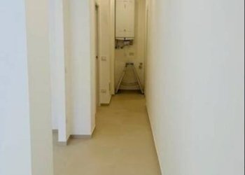 Corridoio - Three-room apartment via Roma, Varazze - photo 4