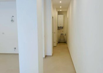 Corridoio - Three-room apartment via Roma, Varazze - photo 5