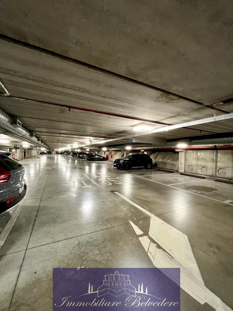 WhatsApp Image 2023-06-21 at 16.08.20 (2).jpeg - Box Piazza Santa Maria Novella, Firenze - foto 3