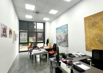 WhatsApp Image 2025-04-22 at 10.49.49 (1).jpeg - Locale Commerciale Via San Vito di Sotto, San Casciano in Val di Pesa - foto 3