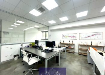 WhatsApp Image 2025-04-22 at 10.49.49.jpeg - Locale Commerciale Via San Vito di Sotto, San Casciano in Val di Pesa - foto 7