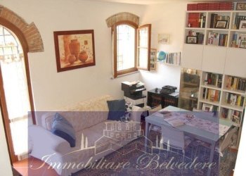 4c57f8824b020b6911174e1245db4194.jpg - Quadrilocale Via Chiantigiana per il Ferrone, Impruneta - foto 1