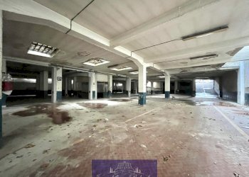 WhatsApp Image 2025-01-30 at 16.55.51 (8).jpeg - Box Via Baracca, Firenze - foto 9