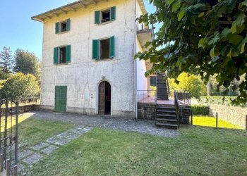 giardino - Villa Via dell'Appennino, Vernio - foto 1