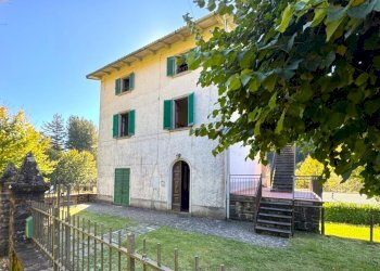 giardino - Villa Via dell'Appennino, Vernio - foto 3