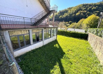 giardino - Villa Via dell'Appennino, Vernio - foto 5