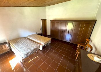 camera da letto - Villa Via dell'Appennino, Vernio - foto 14