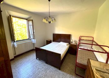 camera da letto - Villa Via dell'Appennino, Vernio - foto 17