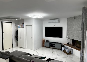 IMG_0170.JPG - Villa Via Emilio Bertini, Vaiano - foto 21