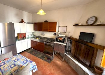 cucina - Villa Via del Bisenzio, Vernio - foto 9