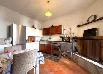 cucina - Villa Via del Bisenzio, Vernio - foto 10