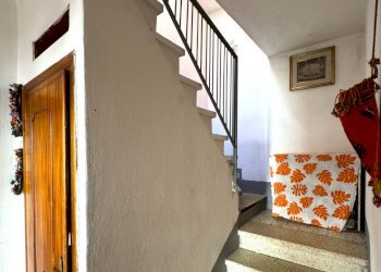 scale - Villa Via del Bisenzio, Vernio - foto 14