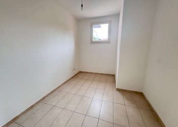 camera da letto - Villa Piazza del Comune, Vaiano - foto 6