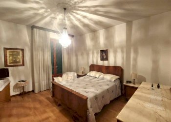 camera da letto - Villa Via Francesco Ferrucci, Prato - photo 13