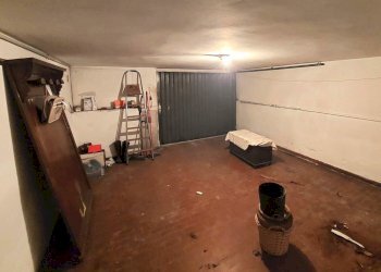 garage - Villa Via Francesco Ferrucci, Prato - photo 22