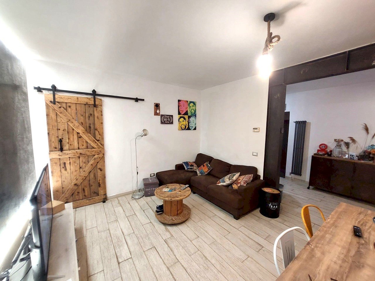 sala - Trilocale Piazza Giuseppe Mazzini, Vaiano - foto 1