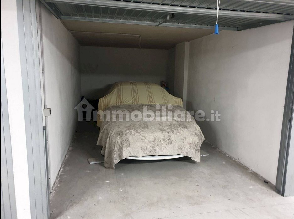 Screenshot 2025-06-17 at 10-34-17 Posto auto - mot - Box Savignano sul Rubicone - foto 3