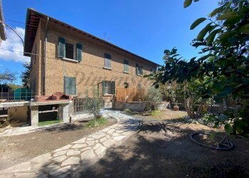 photo_1_2025-10-08_17-19-02.jpg - Quadrilocale Via Malta, Rosignano Marittimo - foto 2