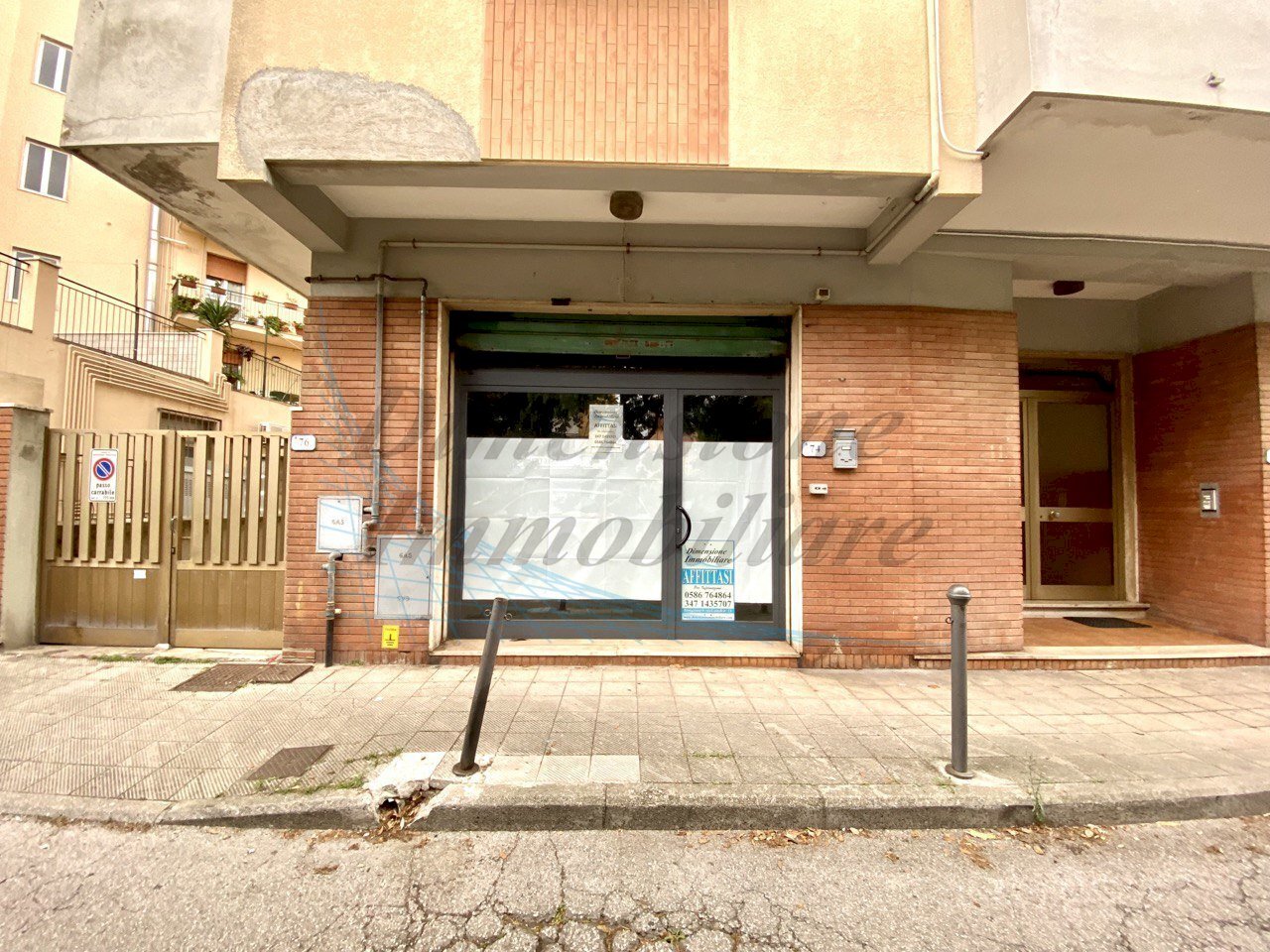 photo_5_2025-09-09_17-11-41.jpg - Commercial Premises Via della Cava 74, Rosignano Marittimo - photo 1