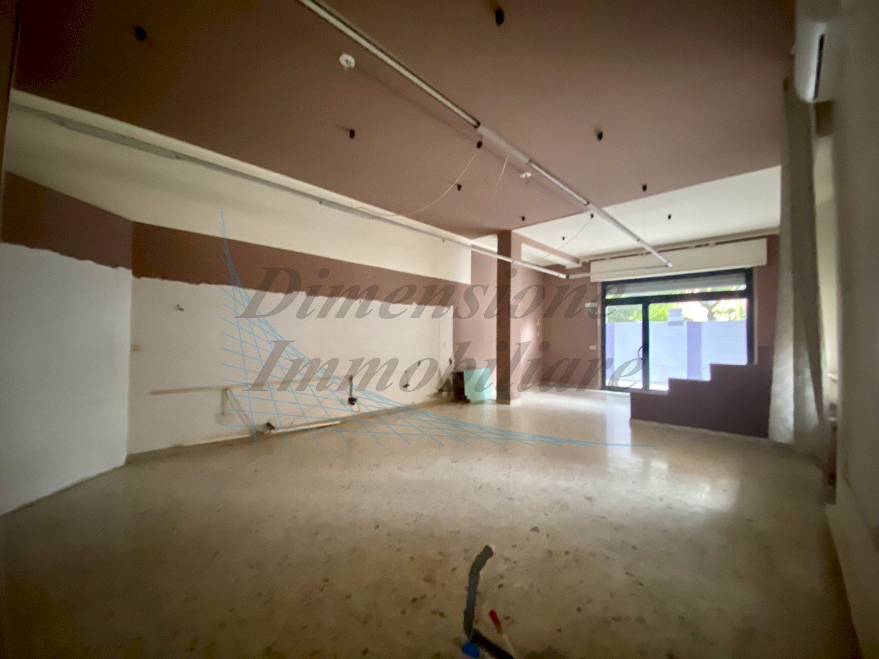 photo_2_2025-09-09_17-11-41.jpg - Commercial Premises Via della Cava 74, Rosignano Marittimo - photo 3