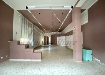 photo_1_2025-09-09_17-11-41.jpg - Locale Commerciale Via della Cava 74, Rosignano Marittimo - foto 2