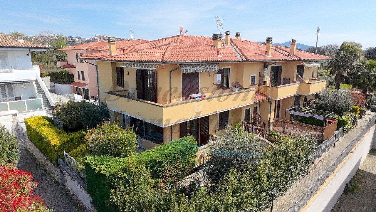 photo_5_2026-04-03_12-38-22.jpg - Villa a Schiera Via Rino Pachetti, Rosignano Marittimo - foto 1