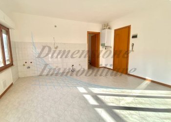 5771477272140826738.jpg - Appartamento Via Luca della Robbia, Cecina - foto 5