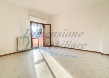 5771477272140826747.jpg - Appartamento Via Luca della Robbia, Cecina - foto 8