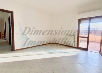 5771477272140826746.jpg - Appartamento Via Luca della Robbia, Cecina - foto 9