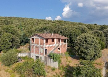 photo_8_2025-07-19_17-27-46.jpg - Villa Via della Serra, Santa Luce - foto 3