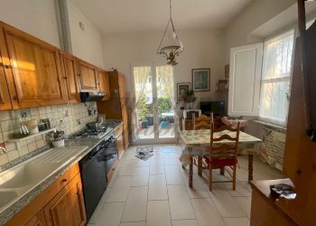 4.jpg - Casa indipendente Via Tommaso Campanella, Rosignano Marittimo - foto 4