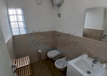 Bagno 1.jpg - Three-room apartment Piazza Garibaldi 111/112, Rosignano Marittimo - photo 4