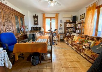 photo_2025-05-16_11-45-18.jpg - Appartamento Via Po 17, Cecina - foto 11