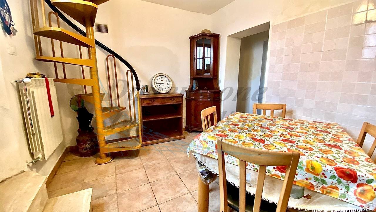 photo_5965325939531433294_y.jpg - Quadrilocale Piazza Giuseppe Garibaldi, Rosignano Marittimo - foto 1