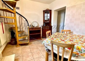 photo_5965325939531433294_y.jpg - Quadrilocale Piazza Giuseppe Garibaldi, Rosignano Marittimo - foto 1