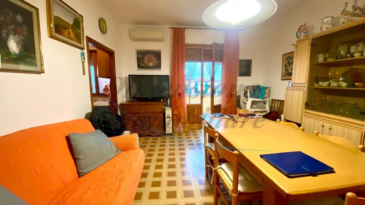 5886450540177638402.jpg - Trilocale Via Veneto, Rosignano Marittimo - foto 3