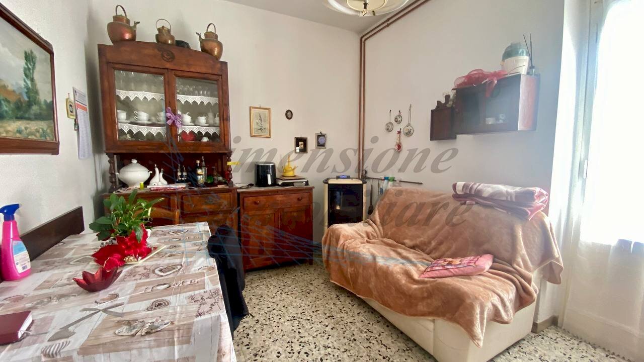 5841270267362526817.jpg - Trilocale Piazza dei Mille 5, Cecina - foto 2