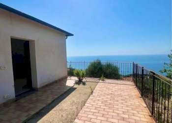 4.jpg - Villa Regione Leschea, Cipressa - photo 4