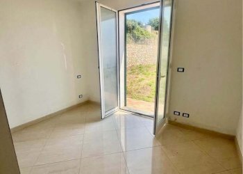 5.jpg - Villa Regione Leschea, Cipressa - photo 20