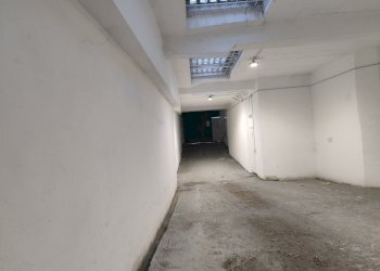 4.jpg - Warehouse strada Valle Armea, Sanremo - photo 3