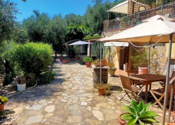 11.jpg - Casa indipendente strada Pompeiana 13, Castellaro - foto 12