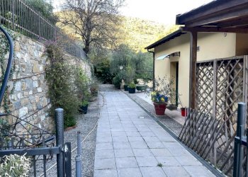 19.jpg - Casa indipendente strada Pompeiana 13, Castellaro - foto 19