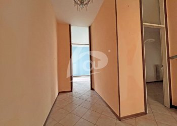 ingresso - Quadrilocale Via Verbano 16, Leggiuno - foto 10