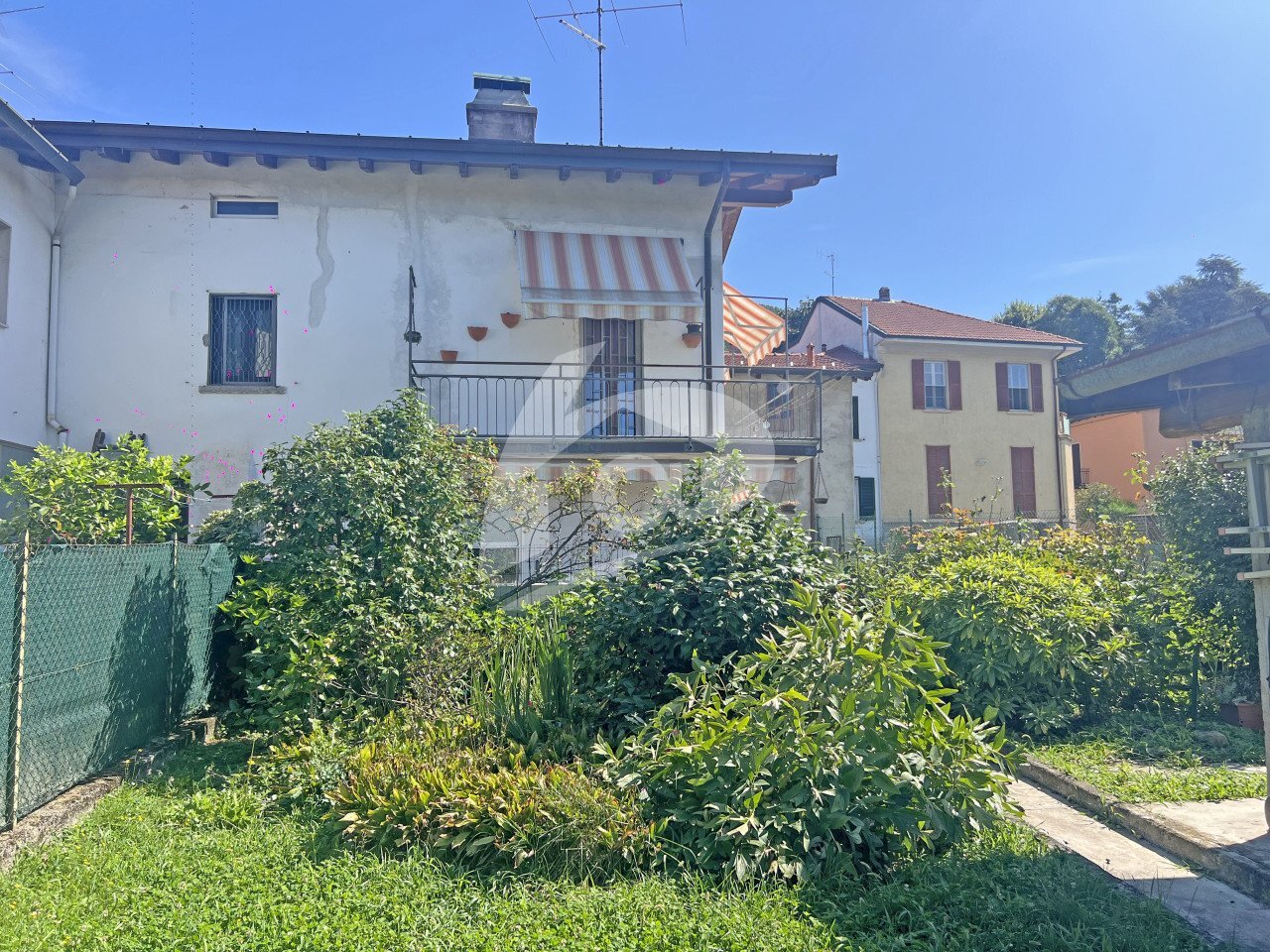 giardino.jpg - Portion of a house Contrada Conti Coco 20/2, Cocquio-Trevisago - photo 3