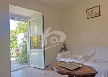 salotto2-pt.jpg - Porzione di casa Contrada Conti Coco 20/2, Cocquio-Trevisago - foto 22