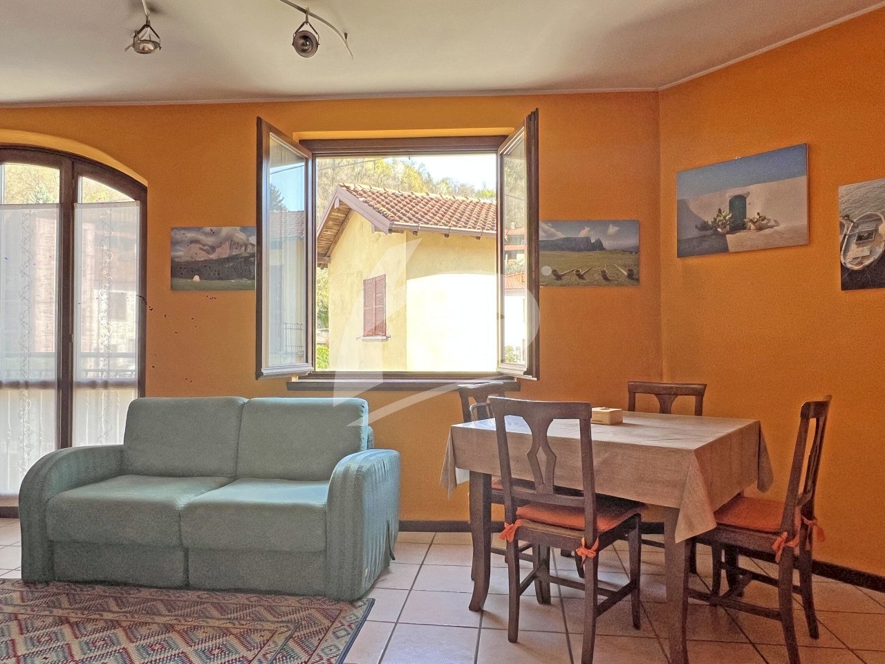 soggiorno-pranzo - Three-room apartment Via XXIV Maggio 3c, Cuveglio - photo 3