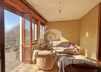 salotto - Appartamento Via Carlo Colombo 22, Travedona-Monate - foto 14