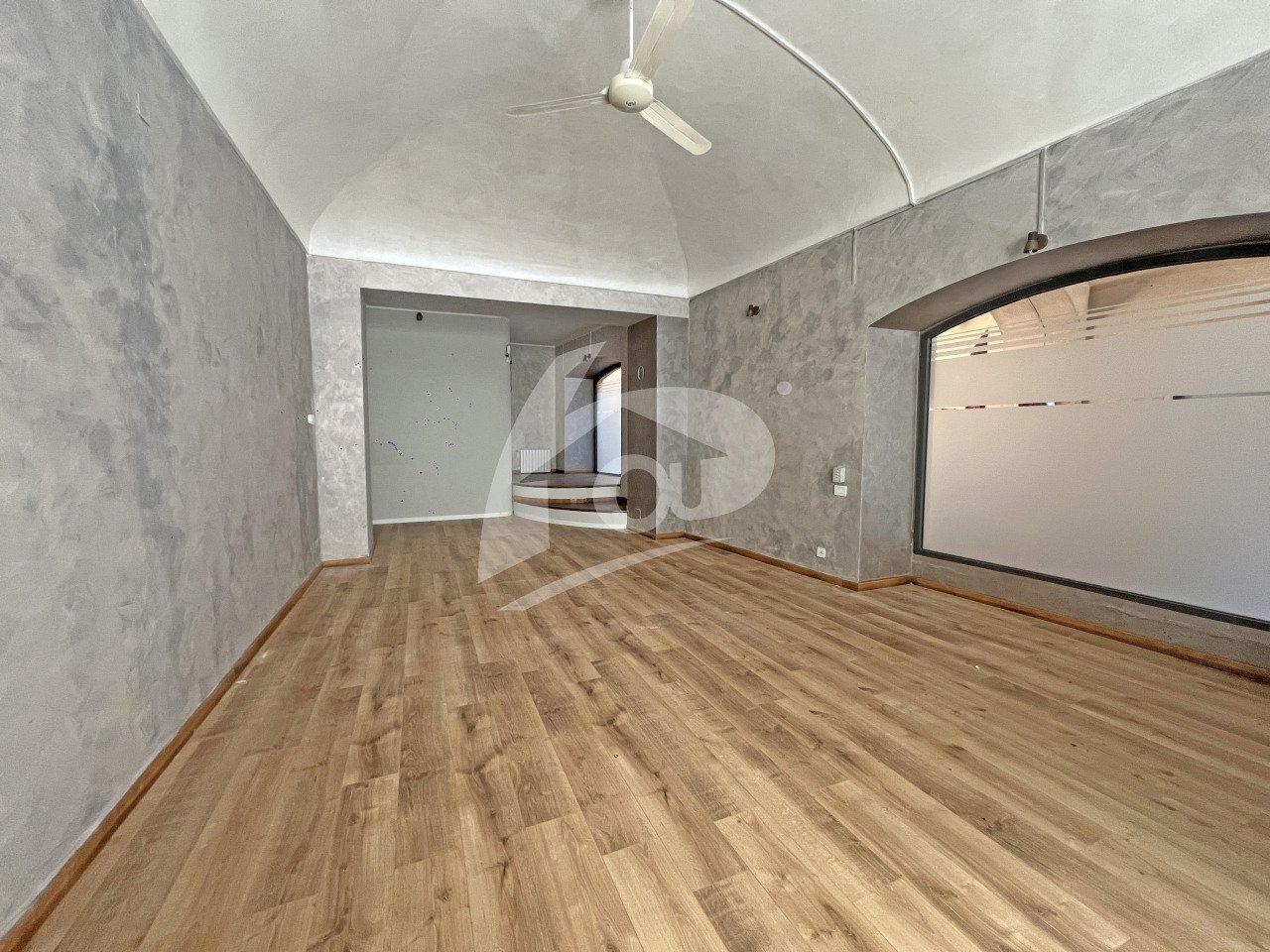 negozio/ufficio - Commercial Premises Via Labiena 11, Laveno-Mombello - photo 3