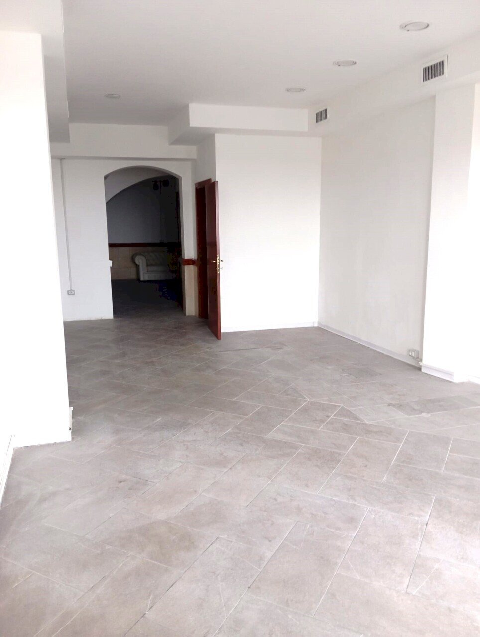 WhatsApp Image 2025-12-23 at 11.42.09.jpeg - Mobili - Arredamento Via Vardesca 10, Frascati - foto 3