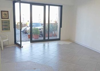 IMG-20251111-WA0005.jpg - Mobili - Arredamento Via Vardesca 10, Frascati - foto 1